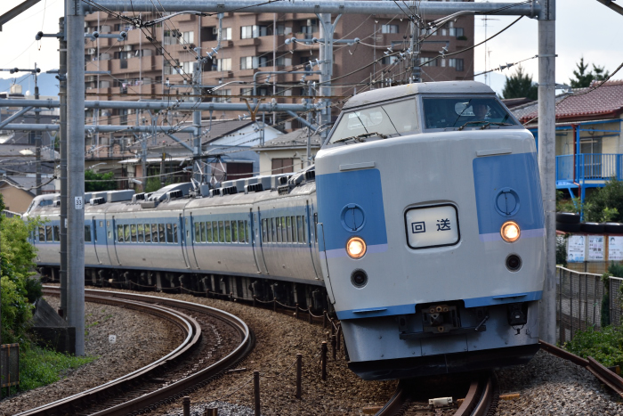 あずさ79号」「あずさ81号」「あずさ85号」 （中央本線／西八王子