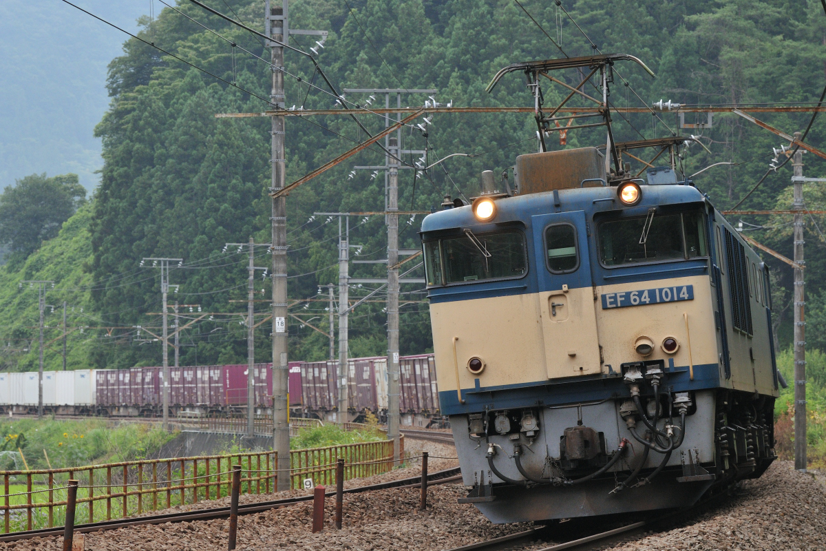 中央西線・客車列車・EF64　1000番台＋DD51＋シキ貨物。 maxresdefault.jpg
