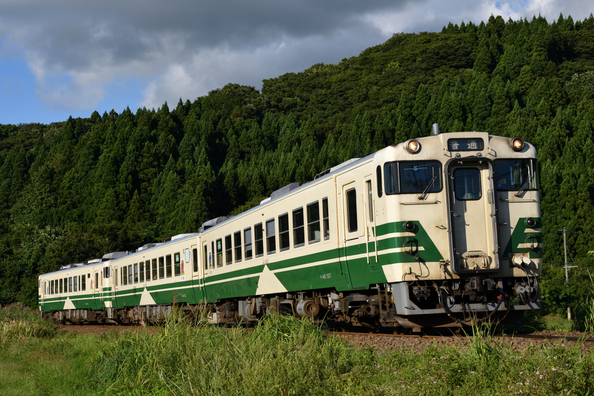JR男鹿線 キハ40系＆EV-E801系(ACCUM) 【4K撮影作品】サンプル