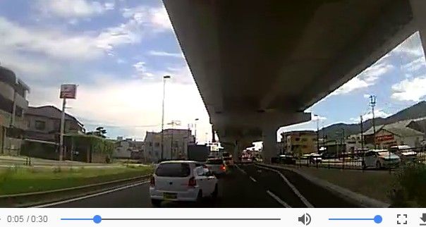 2017y05m16d_221853069