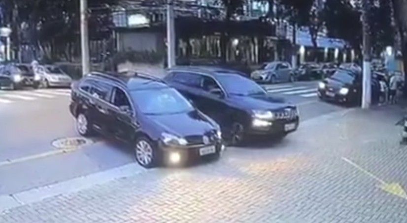 2018y03m23d_183725161