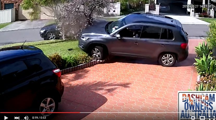 2016y04m20d_003314818