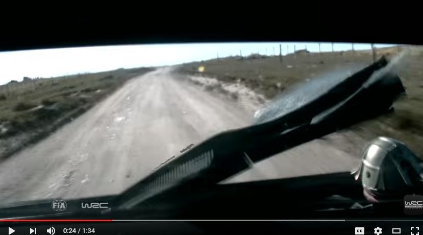 2016y04m24d_141423306