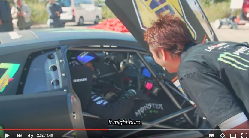 2016y02m02d_171613572