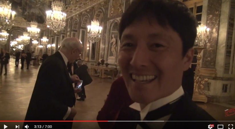 2017y12m26d_011041285