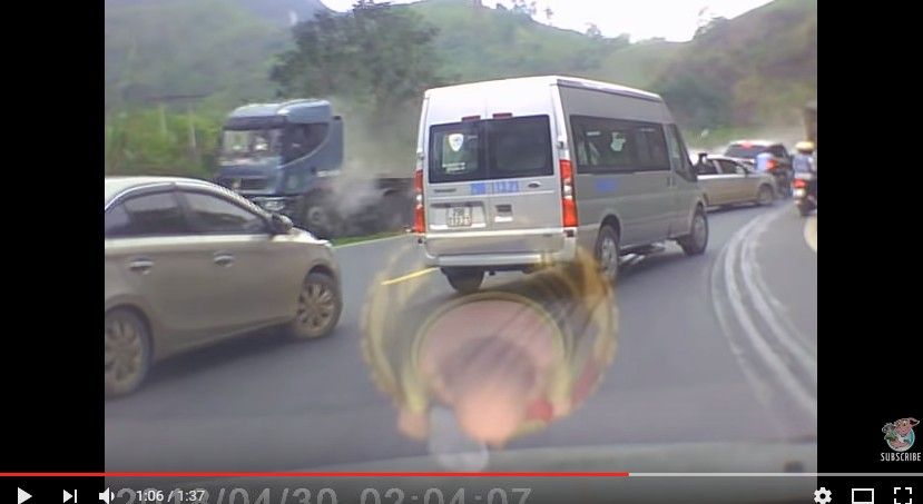 2018y05m07d_204002733