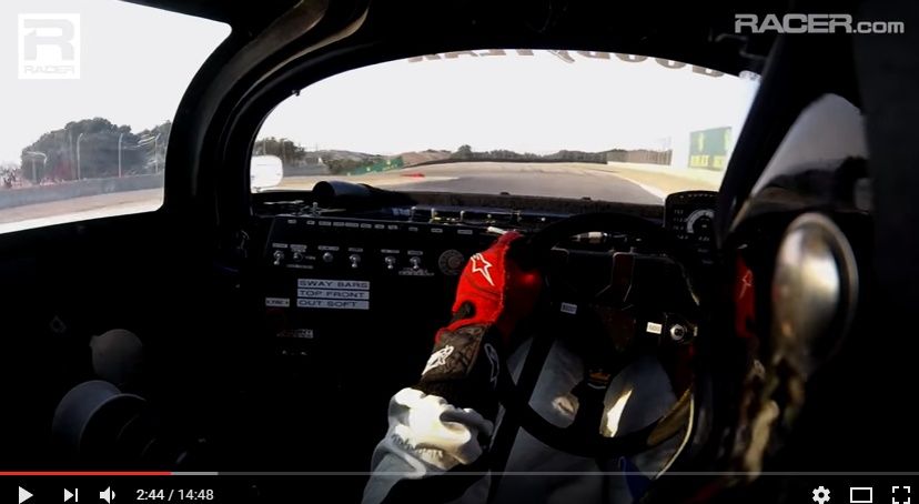 2017y08m23d_151735667