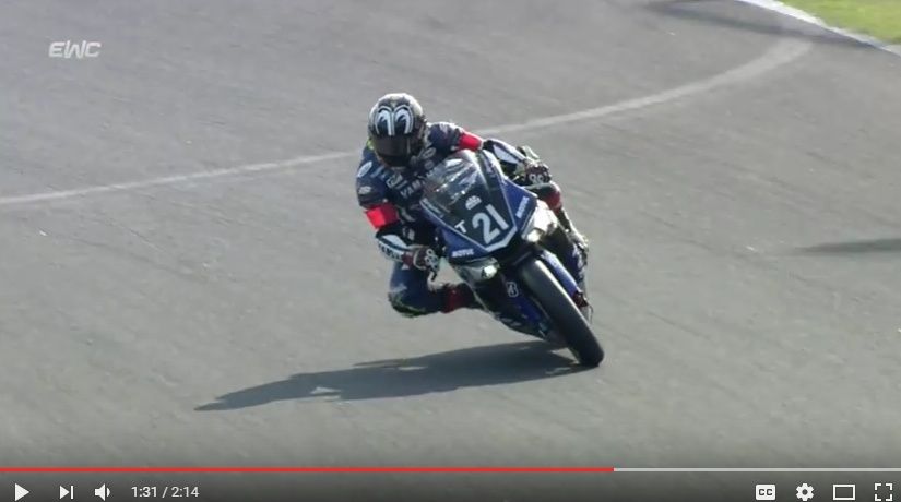 2016y07m31d_013044641