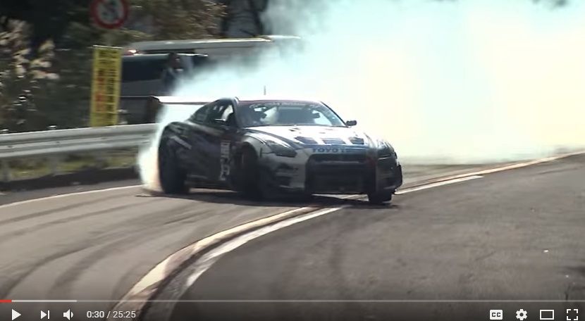 2017y06m28d_224626768