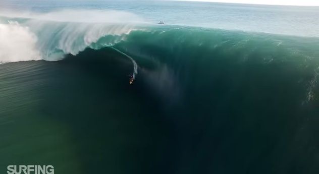 2015y09m06d_211213976