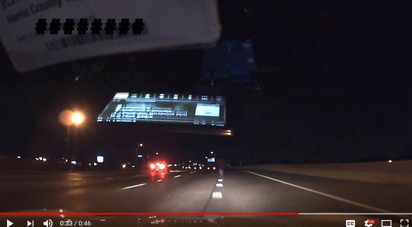 2017y10m16d_231947929