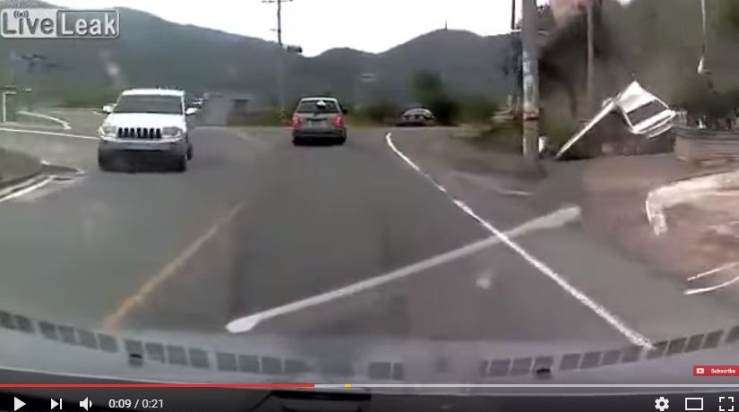 2016y07m21d_221344313