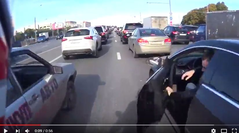 2016y10m02d_131449508