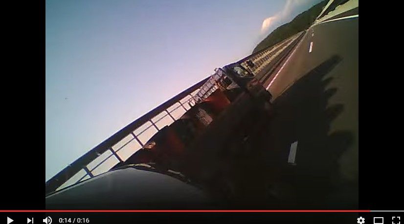 2017y04m06d_165921667