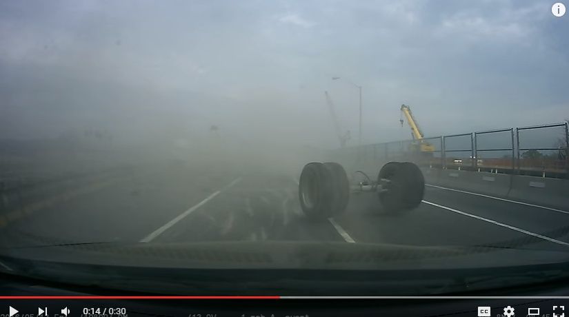 2016y05m18d_232836379