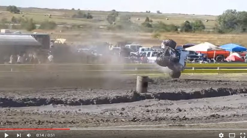 2016y06m25d_015217670