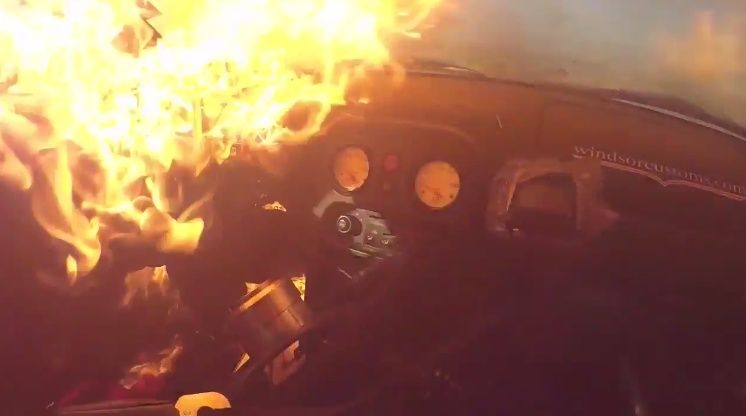 2016y10m25d_120527830