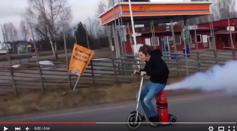 2016y03m26d_130343168