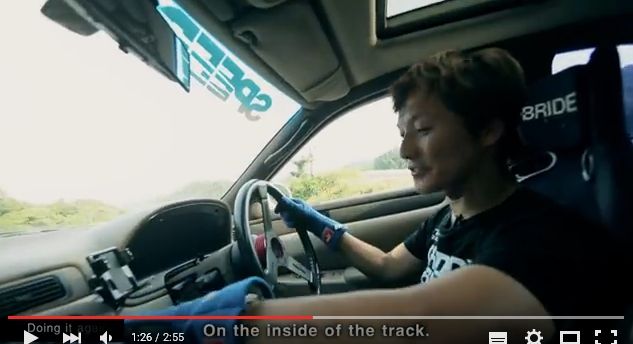 2015y11m07d_022341281