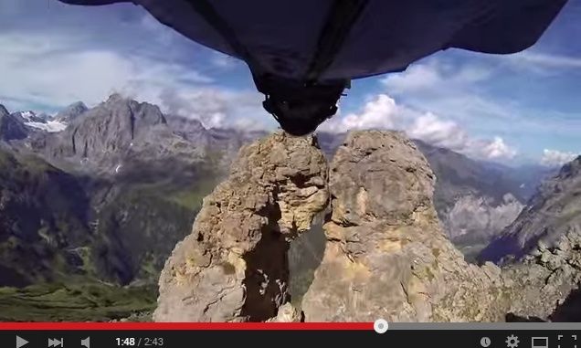 2015y07m05d_235042083