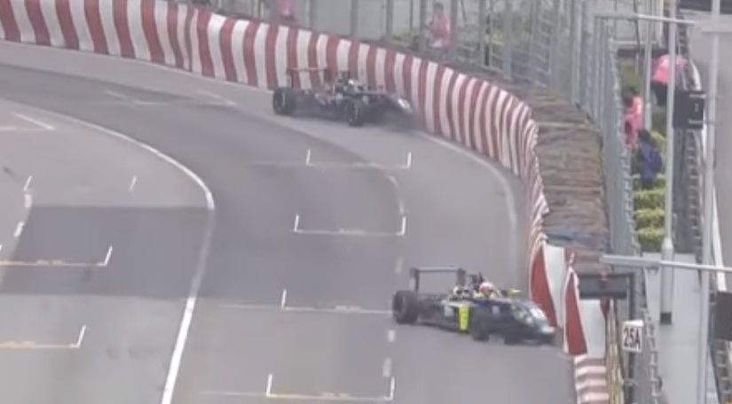 2017y11m20d_212923678