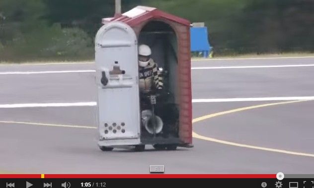 2014y11m10d_202608406