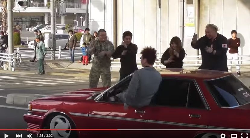 2016y03m22d_141320557