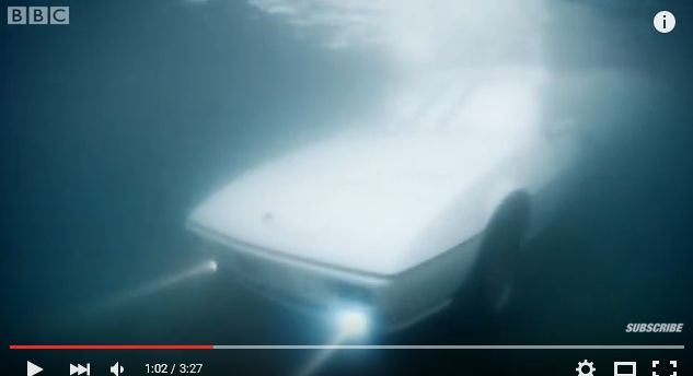 2015y10m31d_012211250