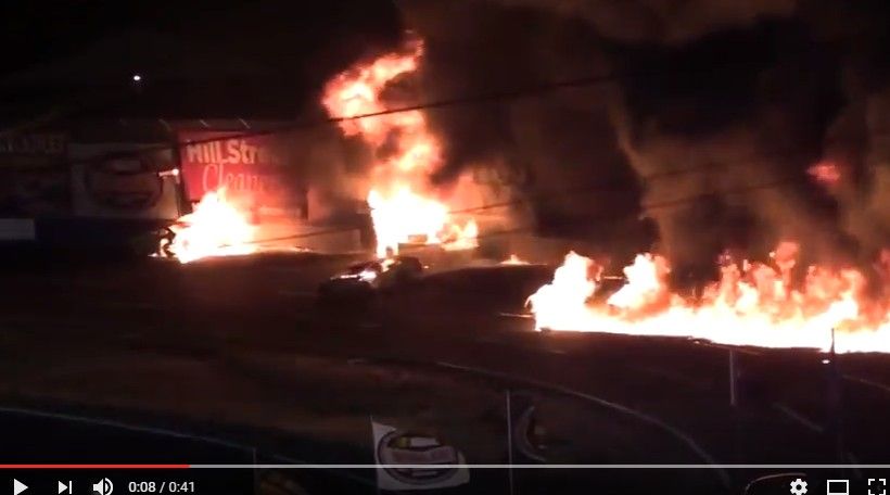 2017y08m21d_124702124