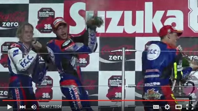 2015y08m06d_132406265