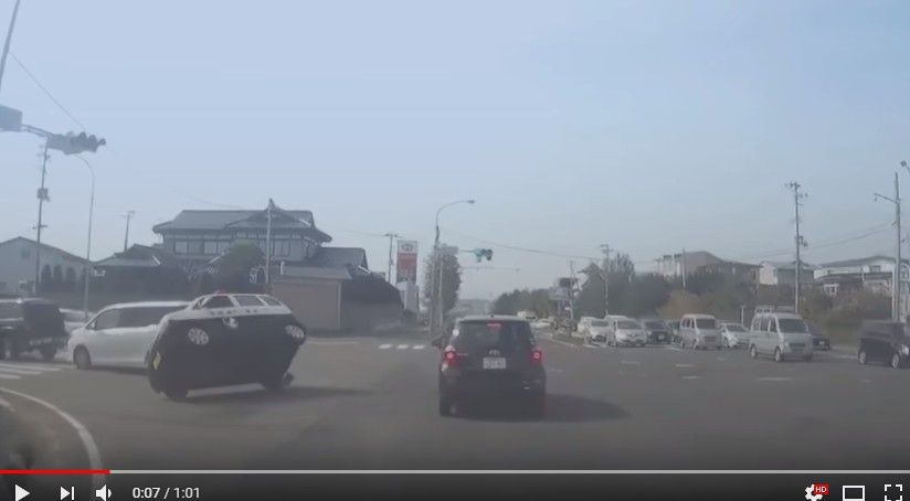 2017y10m09d_205419369