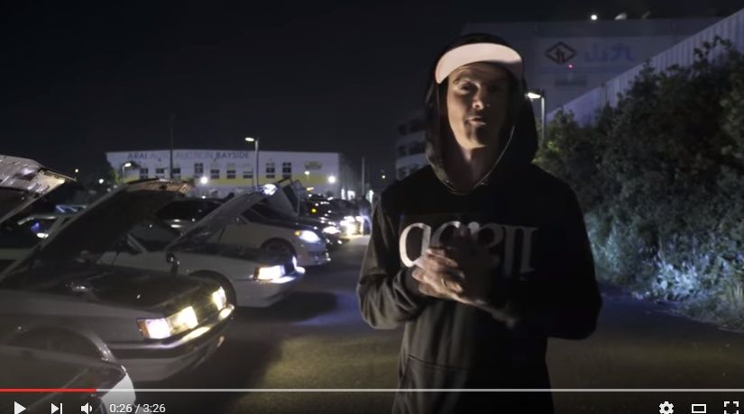 2016y06m03d_221252959