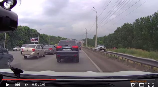 2015y10m15d_001348662