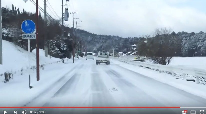 2017y01m18d_122651673