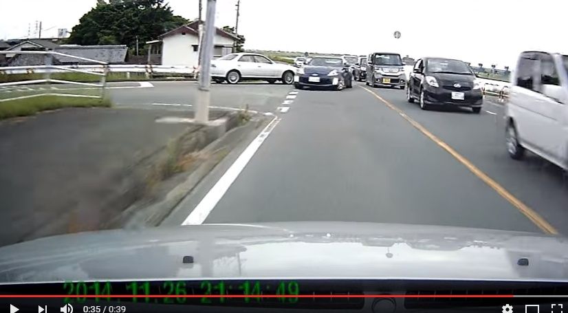 2017y06m15d_120532600