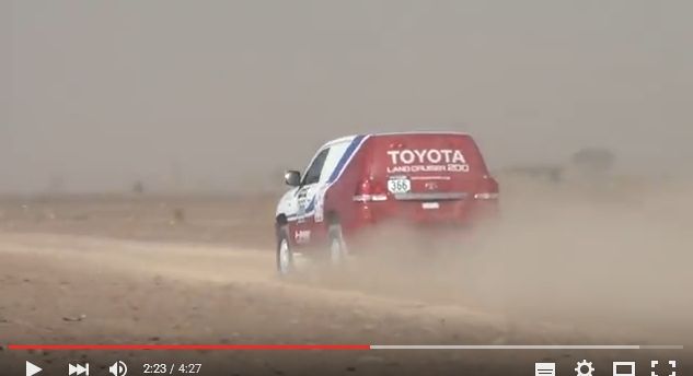 2015y11m04d_210336156