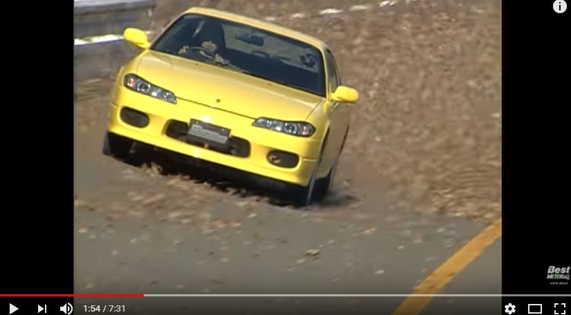 2017y10m24d_001444018