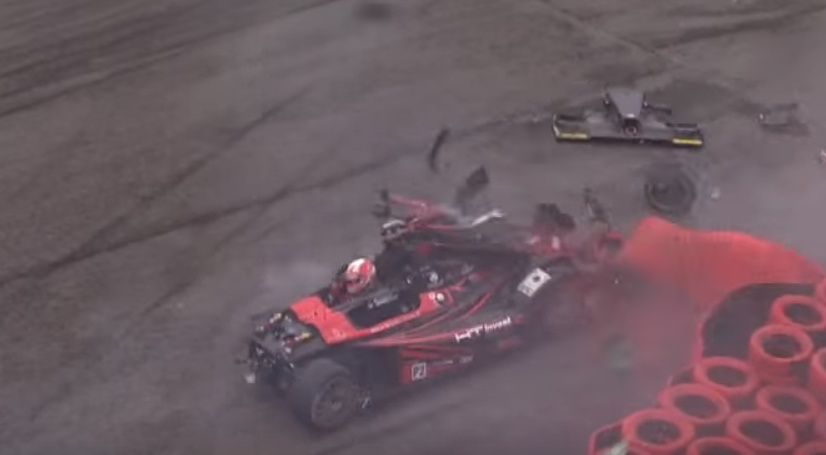 2017y05m04d_102954117