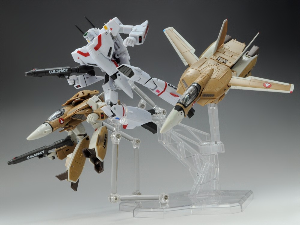 発売直前「HI-METAL R VF-1A バルキリー（標準量産機