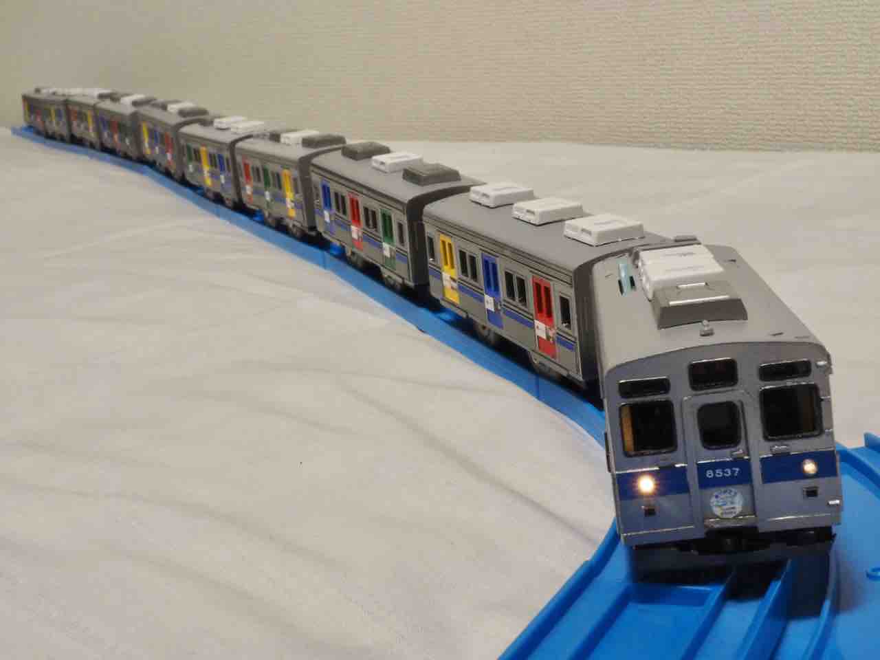 東急8500系8637F : たまプラ検車区