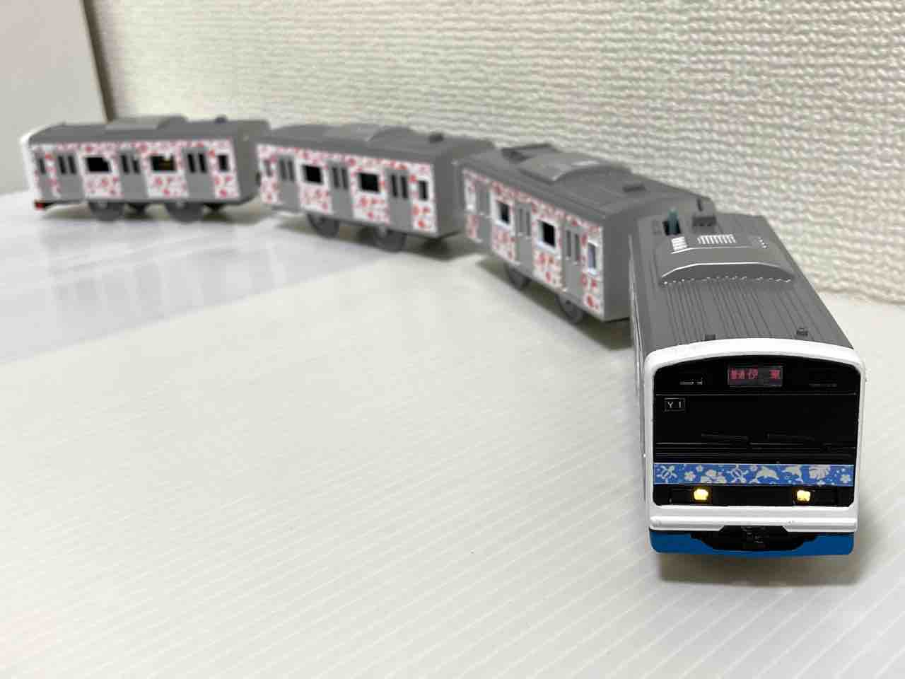 伊豆急行3000系Y1編成アロハ電車 : たまプラ検車区 伊豆急行3000系Y1編成アロハ電車 : たまプラ検車区