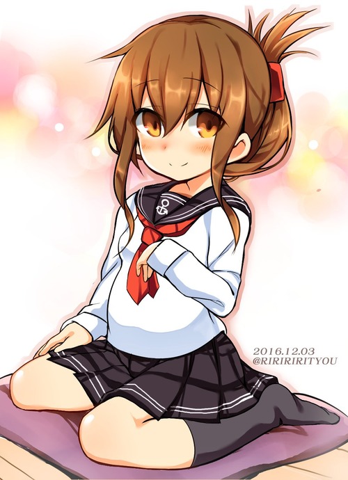 CyxGb6xUQAAI17-