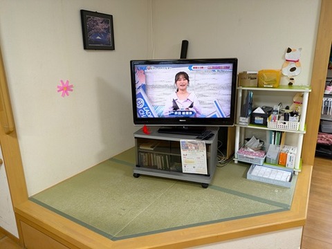 PXL_20250811_070059303.MP - 裕子松山 (1)