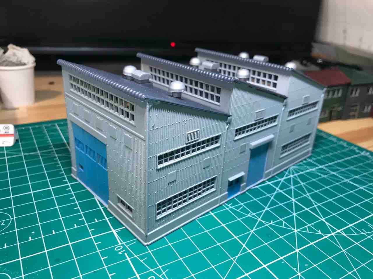 グリーンマックス 住宅・車両修理工場を作る : 都市型レイアウト製作
