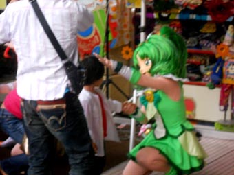 プリキュア握手会 河のほとりに