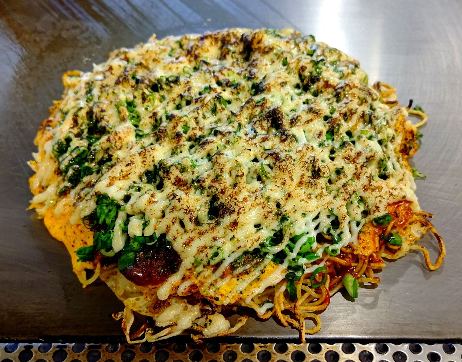 鉄板肉食堂 日々 ２ 肉玉そば あぶりネギマヨ Takoのひとり飯 Com 広島グルメ 食べ歩き