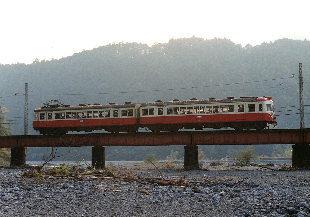 ▽夢家 HOゲージ 大井川鉄道 モハ313 クハ513 ジャンク ▽夢家 HOゲージ 大井川鉄道 モハ313 クハ513 ジャンク Yahoo