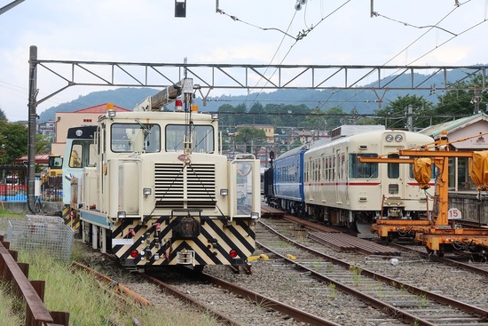 260829-3094