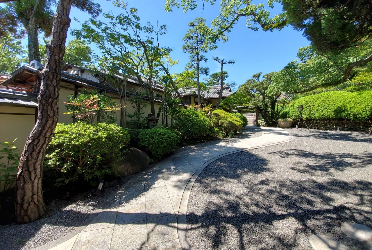 神戸 阪急御影駅 純和風建築の邸宅カフェ たぁなぁのカフェ日和 神戸 阪急御影駅 純和風建築の邸宅カフェ たぁなぁのカフェ日和