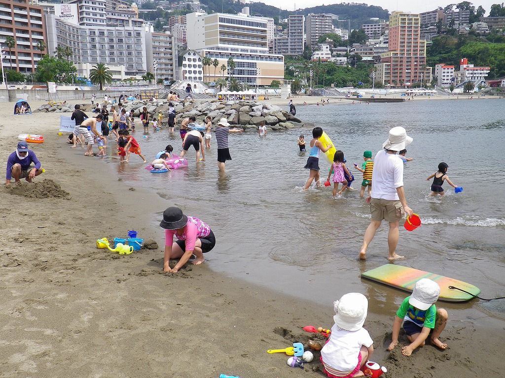 いよいよ海開き 熱海サンビーチ 熱海の新たな成長へ向けて 元 副市長 田邉のブログ